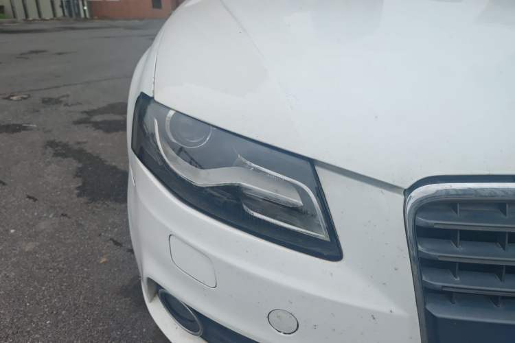 Used Audi A4L 2011 2.0 TFSI Comfort Model Right Front Headlight