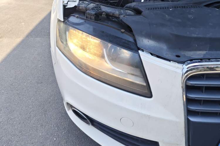 Used Audi A4L 2011 1.8 TFSI Comfort Model Right Front Headlight