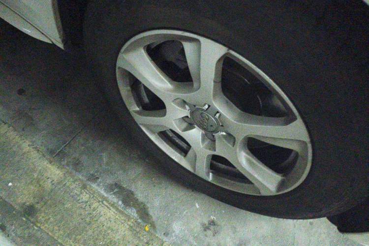 Used Audi A4L 2011 2.0 TFSI Technology Edition Right Front Wheel Hub