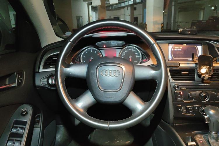 Used Audi A4L 2011 1.8 TFSI Comfort Model Steering Wheel