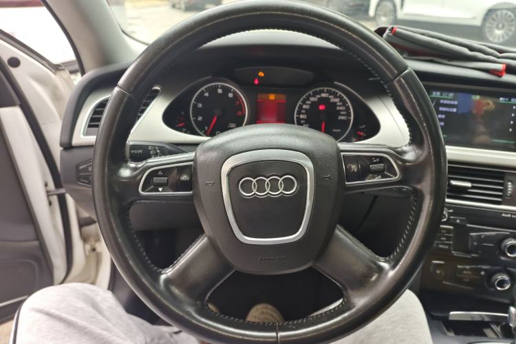 Used Audi A4L 2011 2.0 TFSI Standard Model Steering Wheel