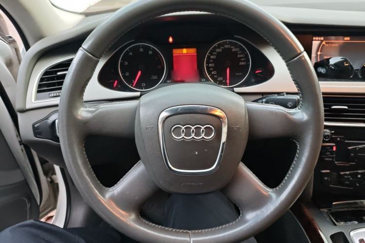 Used Audi A4L 2011 2.0 TFSI Comfort Model Steering Wheel