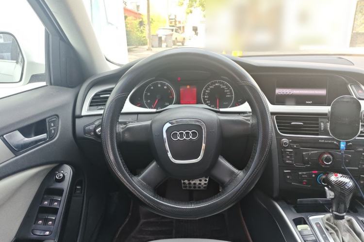 Used Audi A4L 2011 1.8 TFSI Comfort Model Steering Wheel