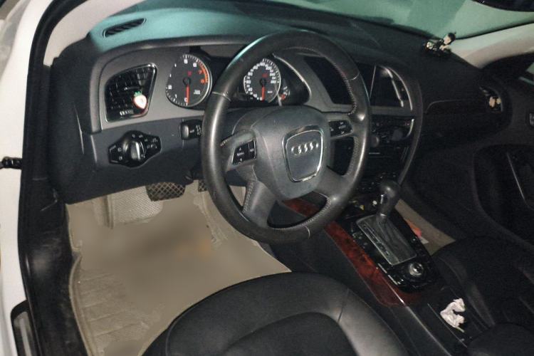 Used Audi A4L 2011 2.0 TFSI Technology Edition Steering Wheel