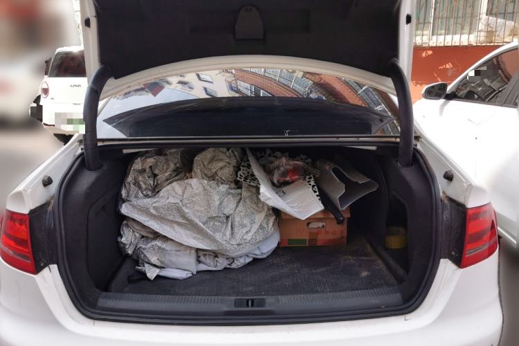 Used Audi A4L 2011 1.8 TFSI Comfort Model Trunk