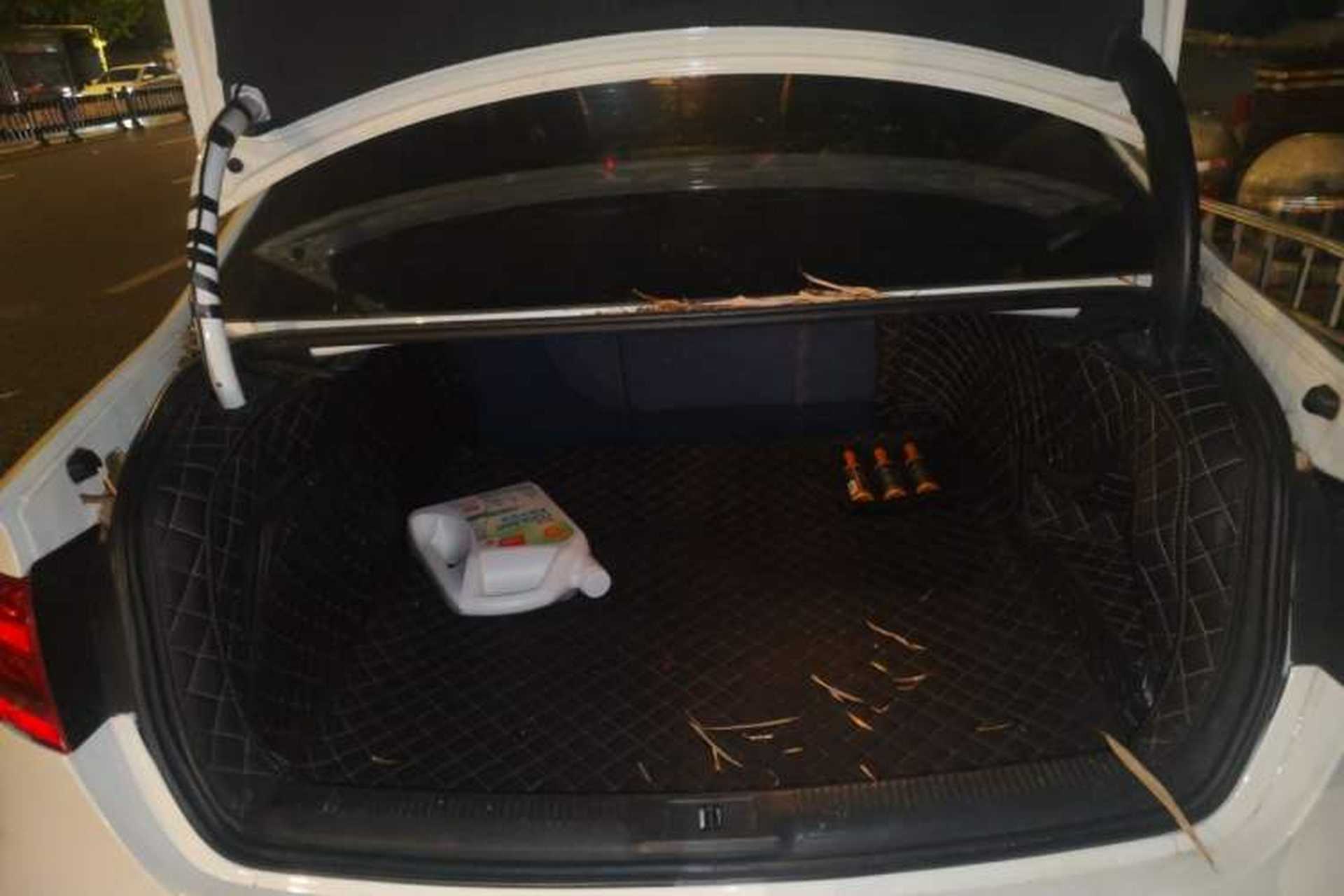 Used Audi A4L 2011 2.0 TFSI Comfort Model Trunk