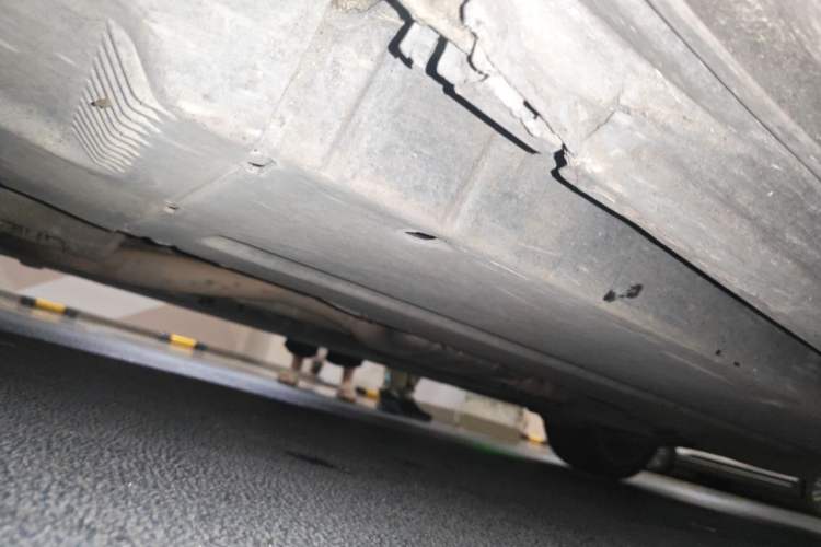 Used Audi A4L 2011 2.0 TFSI Comfort Model Chassis Front Left