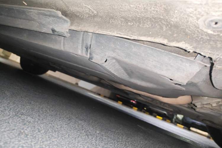 Used Audi A4L 2011 2.0 TFSI Comfort Model Chassis Front Right