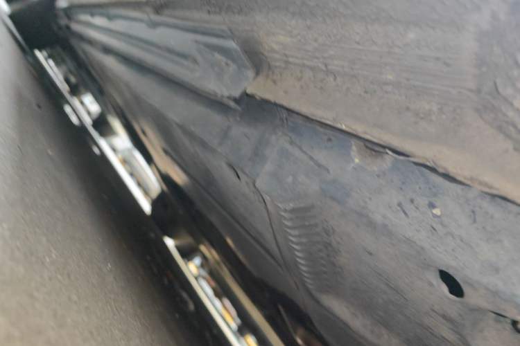 Used Audi A4L 2011 2.0 TFSI Standard Model Chassis Front Right