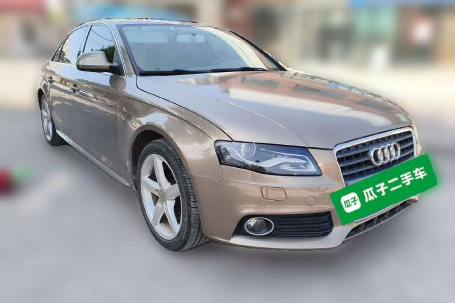 Used Audi A4L 2011 2.0 TFSI Standard Model Front Right 45 Deg