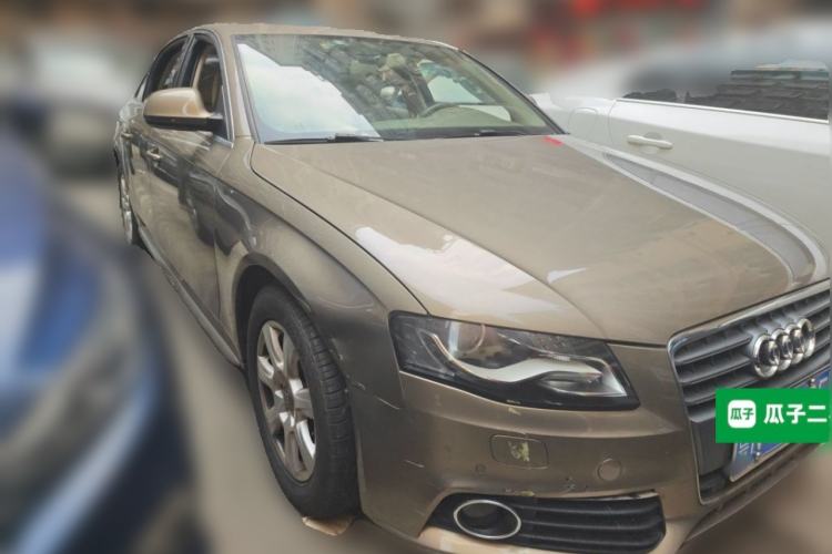 Used Audi A4L 2011 2.0 TFSI Standard Model Front Right 45 Deg
