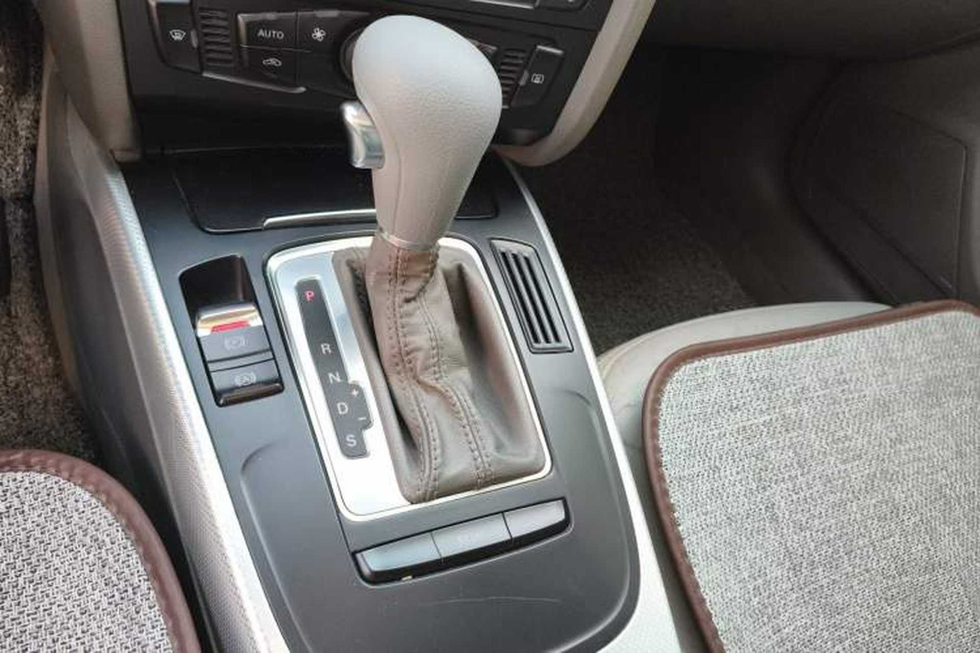 Used Audi A4L 2011 2.0 TFSI Standard Model Gear Lever