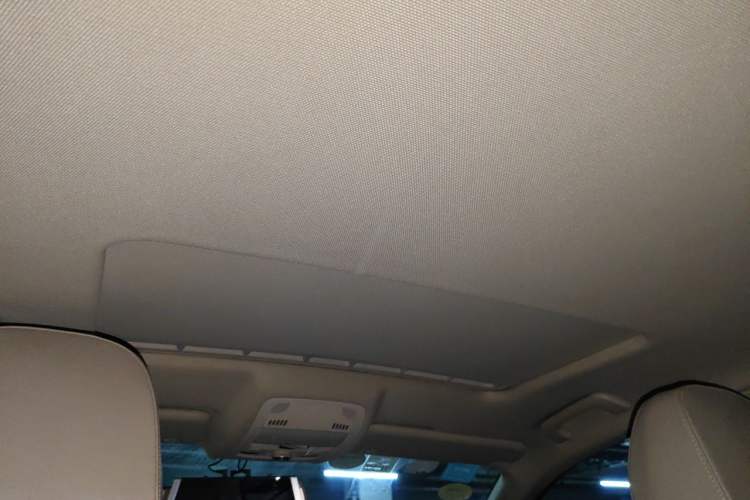 Used Audi A4L 2011 2.0 TFSI Comfort Model Headliner