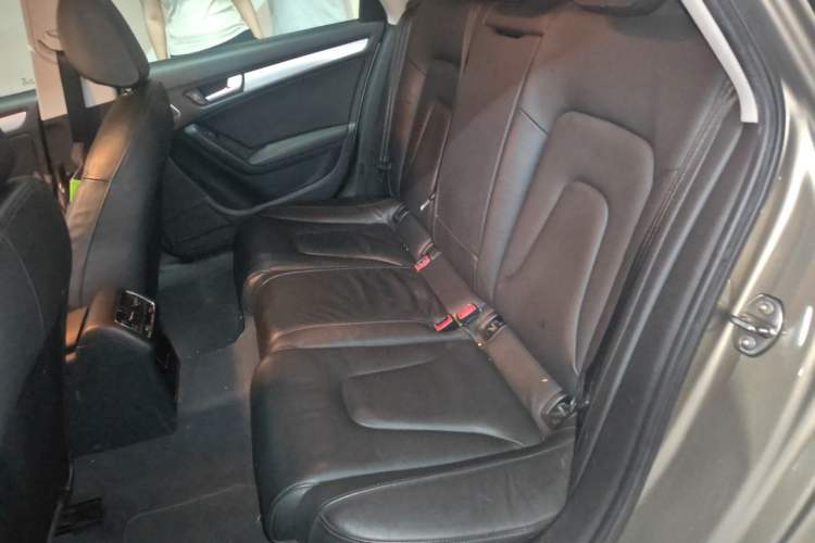 Used Audi A4L 2011 2.0 TFSI Comfort Model Left Rear Seat