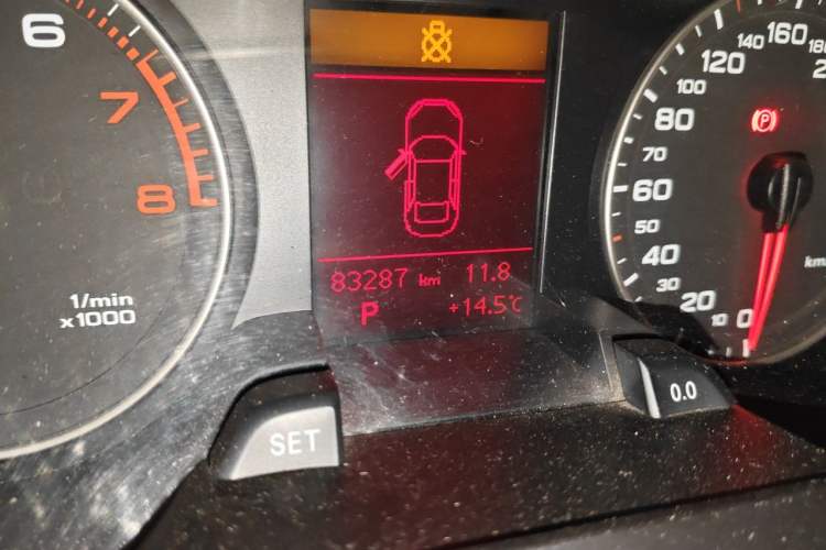 Used Audi A4L 2011 2.0 TFSI Comfort Model Odometer Close Up