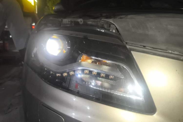 Used Audi A4L 2011 2.0 TFSI Comfort Model Right Front Headlight