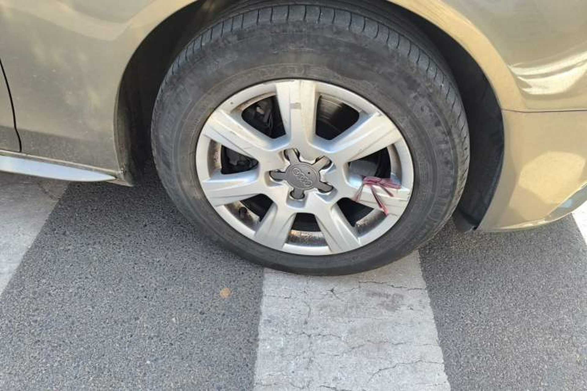 Used Audi A4L 2011 2.0 TFSI Comfort Model Right Front Wheel Hub