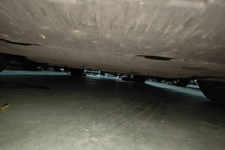 Used Audi A4L 2012 2.0 TFSI automatic standard version Chassis Front