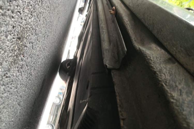 Used Audi A4L 2012 2.0 TFSI automatic Comfort trim level Chassis Front Right