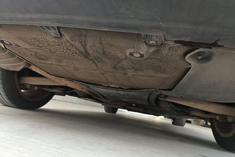 Used Audi A4L 2012 2.0 TFSI automatic Comfort trim level Chassis Rear