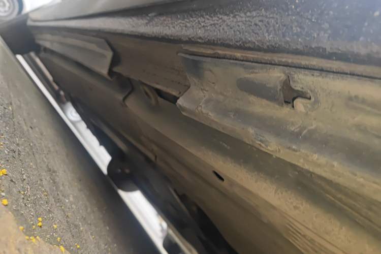 Used Audi A4L 2012 2.0 TFSI automatic standard version Chassis Rear Left