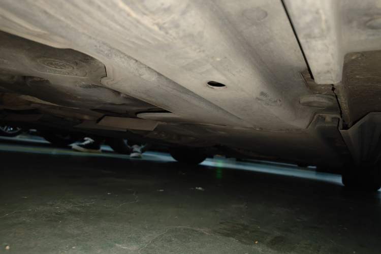 Used Audi A4L 2012 2.0 TFSI automatic standard version Chassis Rear Right