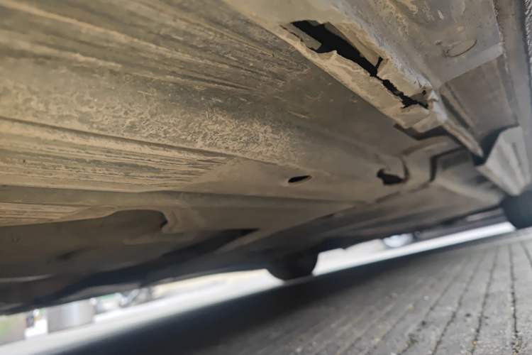 Used Audi A4L 2012 2.0 TFSI automatic standard version Chassis Rear Right
