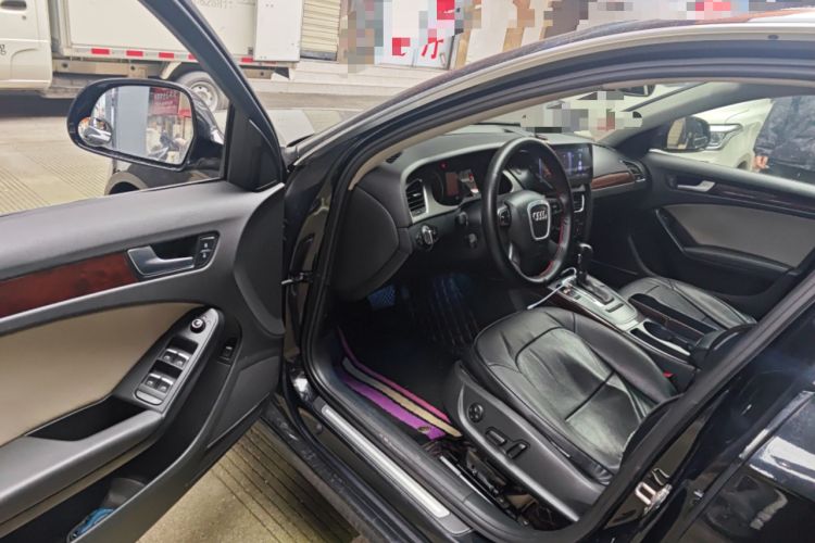 Used Audi A4L 2012 2.0 TFSI automatic standard version Driver Seat