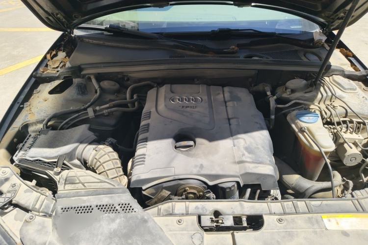 Used Audi A4L 2012 1.8 TFSI Manual Comfort Model Engine Bay