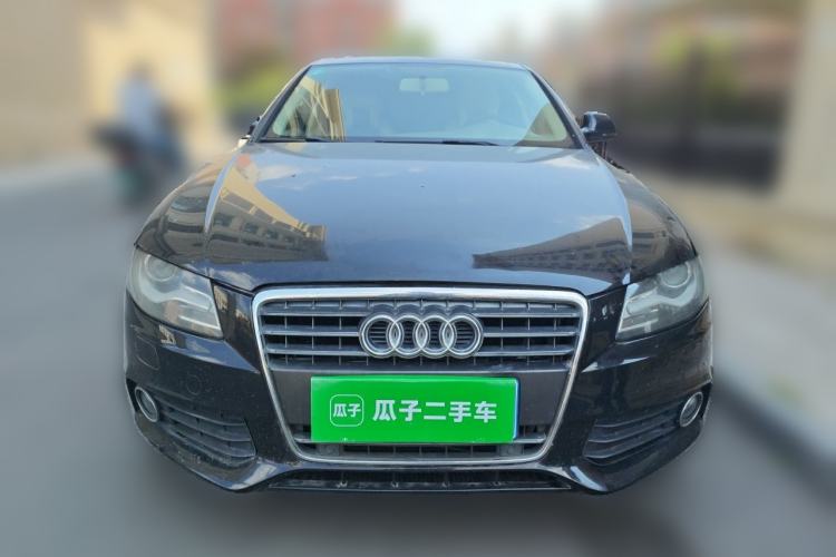 Used Audi A4L 2012 2.0 TFSI automatic Comfort trim level Front