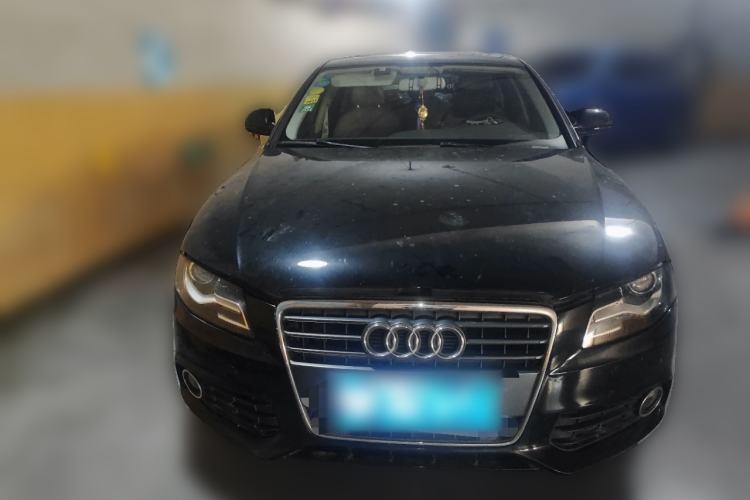 Used Audi A4L 2012 2.0 TFSI automatic Comfort trim level Front