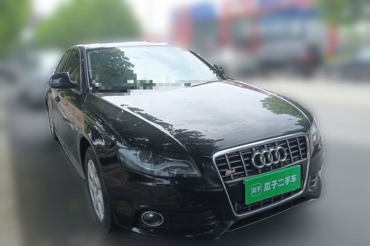 Used Audi A4L 2012 2.0 TFSI automatic Comfort trim level Front Right 45 Deg