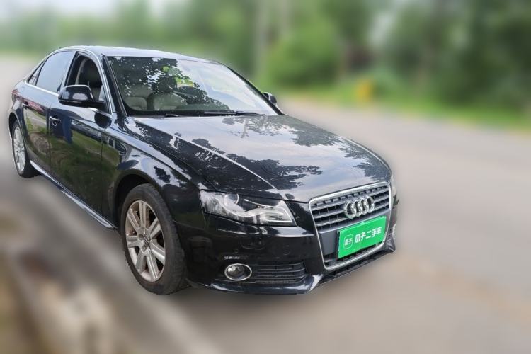 Used Audi A4L 2012 2.0 TFSI Automatic Technology Model Front Right 45 Deg