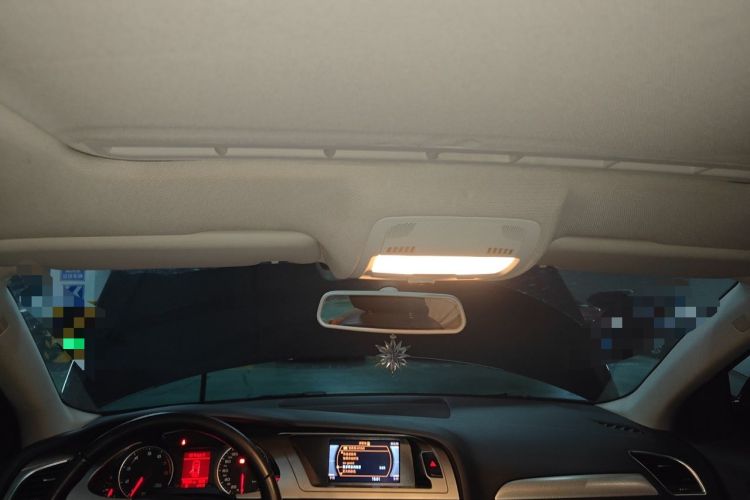 Used Audi A4L 2012 2.0 TFSI automatic standard version Headliner