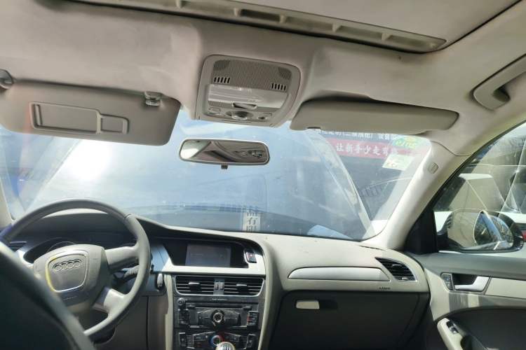 Used Audi A4L 2012 1.8 TFSI Manual Comfort Model Headliner