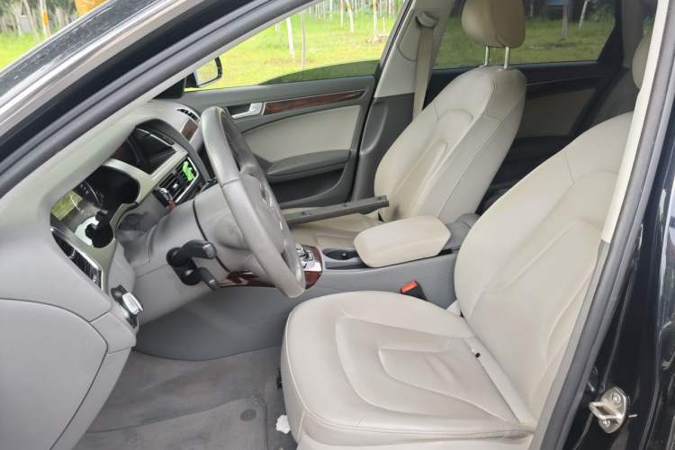 Used Audi A4L 2012 2.0 TFSI Automatic Technology Model Left Front Seat