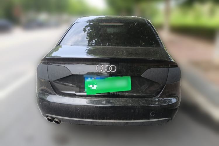 Used Audi A4L 2012 2.0 TFSI automatic Comfort trim level Rear
