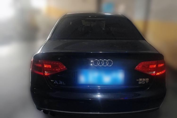 Used Audi A4L 2012 2.0 TFSI automatic Comfort trim level Rear