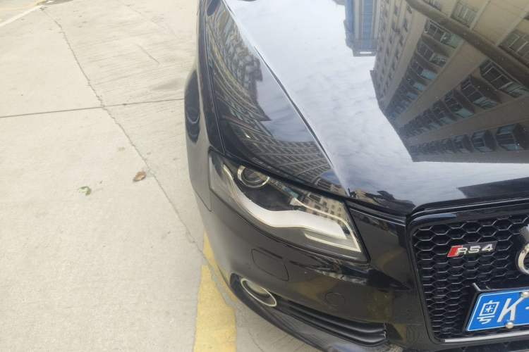 Used Audi A4L 2012 2.0 TFSI automatic standard version Right Front Headlight