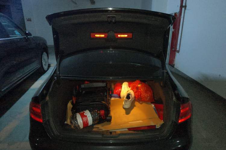 Used Audi A4L 2012 2.0 TFSI Automatic Technology Model Trunk