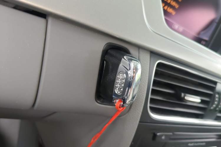 Used Audi A4L 2012 2.0 TFSI Automatic Technology Model Vehicle Key