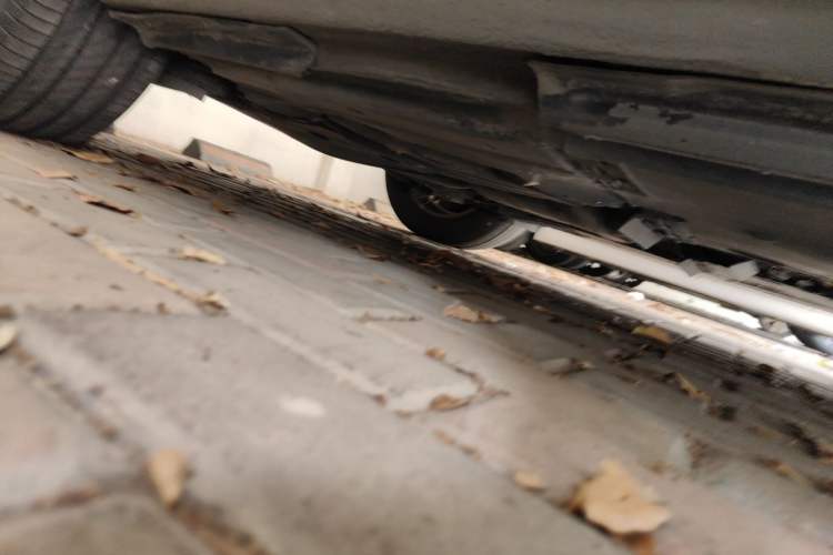 Used Audi A4L 2012 2.0 TFSI automatic Comfort trim level Chassis Rear Right