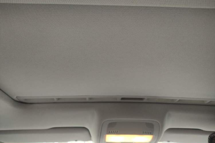 Used Audi A4L 2012 2.0 TFSI automatic standard version Headliner