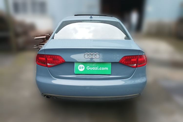 Used Audi A4L 2012 2.0 TFSI automatic Comfort trim level Rear