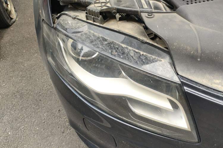 Used Audi A4L 2012 2.0 TFSI automatic standard version Right Front Headlight