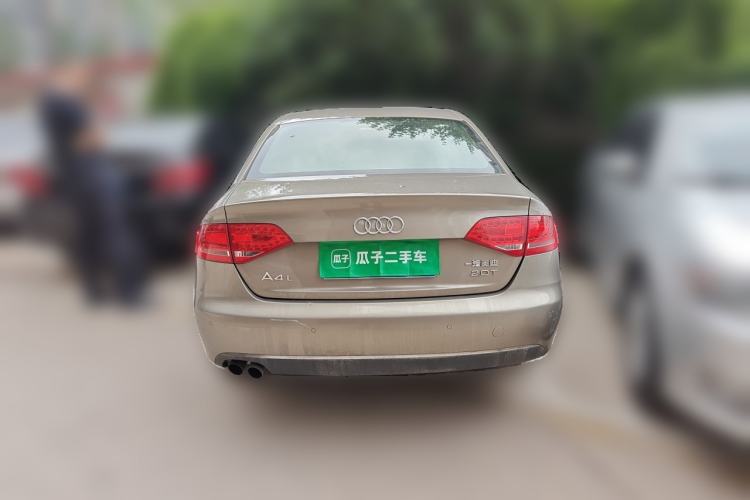 Used Audi A4L 2012 2.0 TFSI automatic standard version Rear