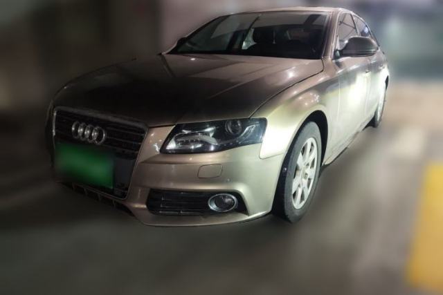 Used Audi A4L 2012 2.0 TFSI automatic Comfort trim level