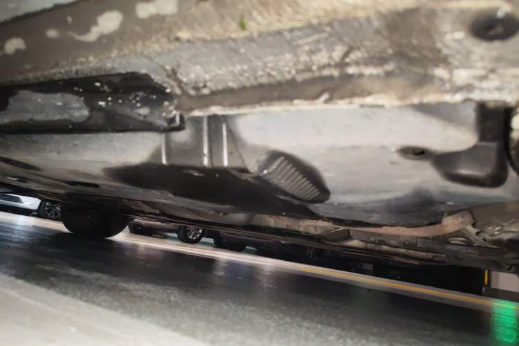 Used Audi A4L 2012 2.0 TFSI automatic Comfort trim level Chassis Front Right
