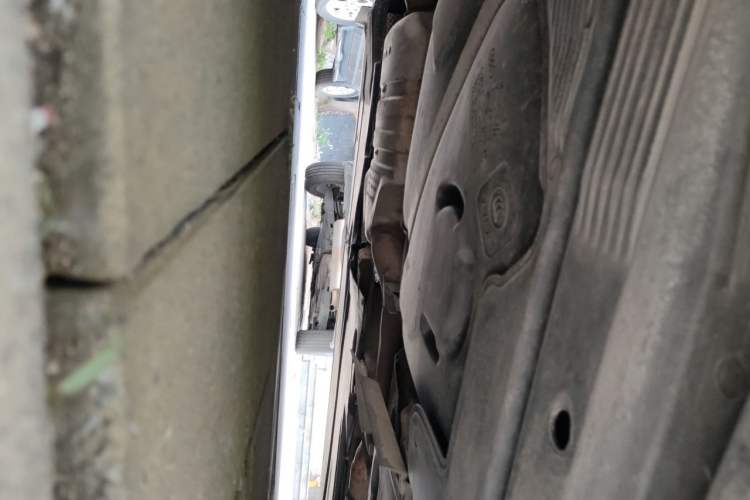 Used Audi A4L 2012 2.0 TFSI automatic standard version Chassis Rear Right