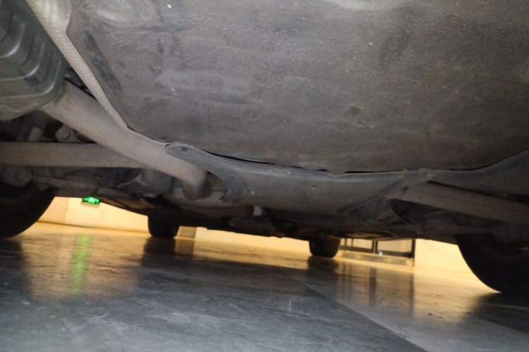 Used Audi A4L 2012 2.0 TFSI automatic Comfort trim level Chassis Rear